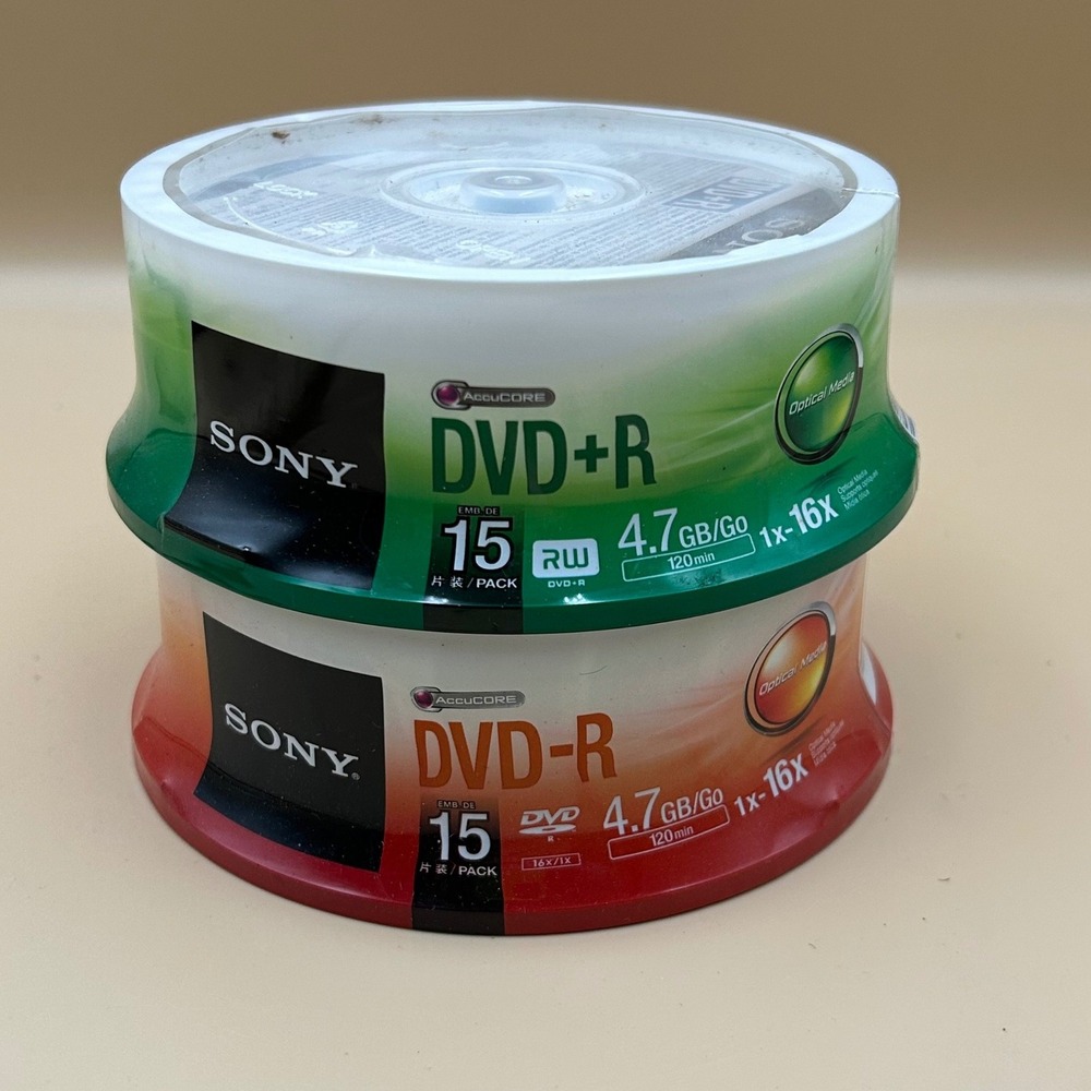Sony AccuCORE DVD+R and DVD-R 4.7GB 16x 15-Pack Spindles Bundle 30 Discs Total